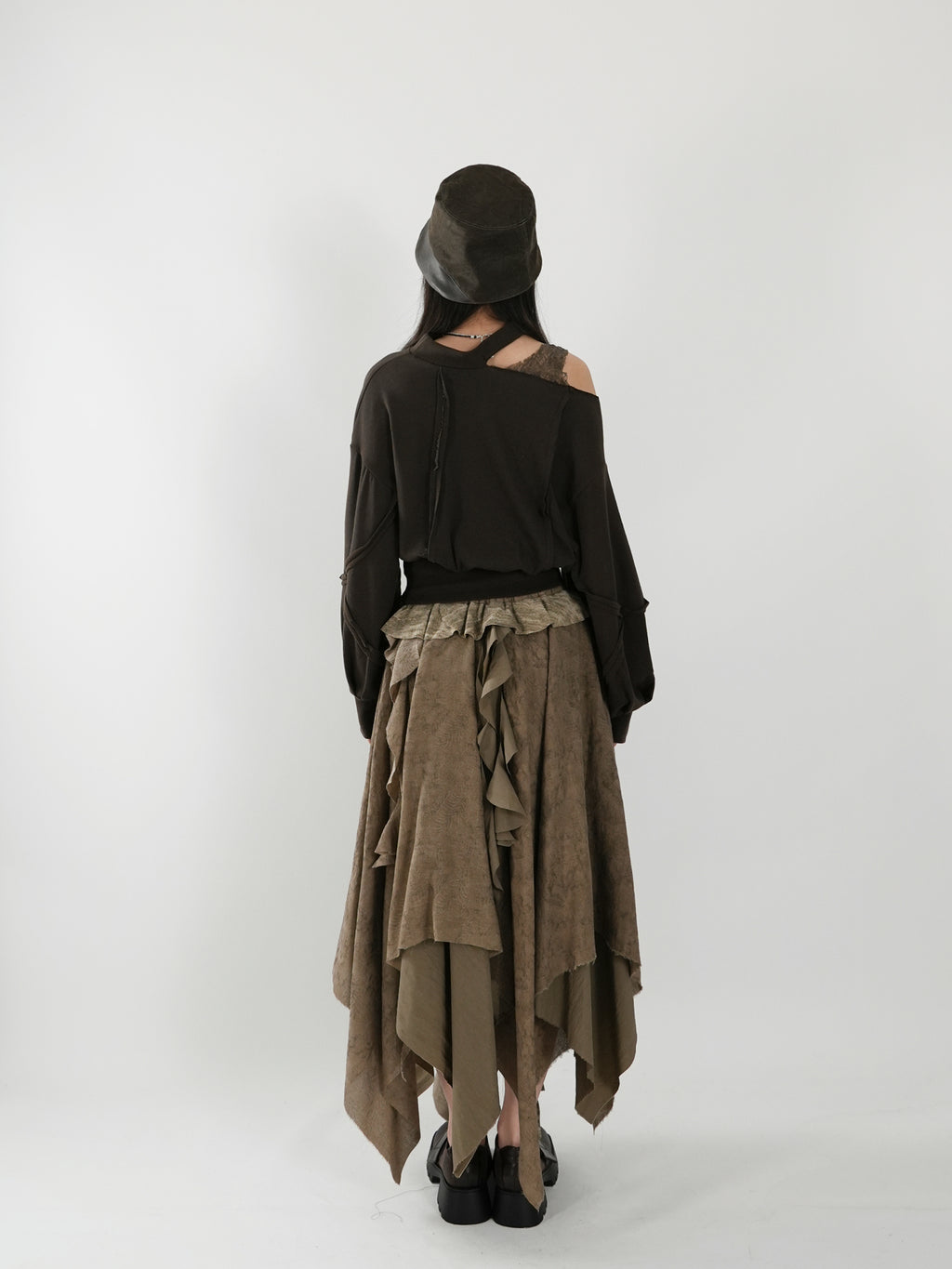 Off-the-shoulder top