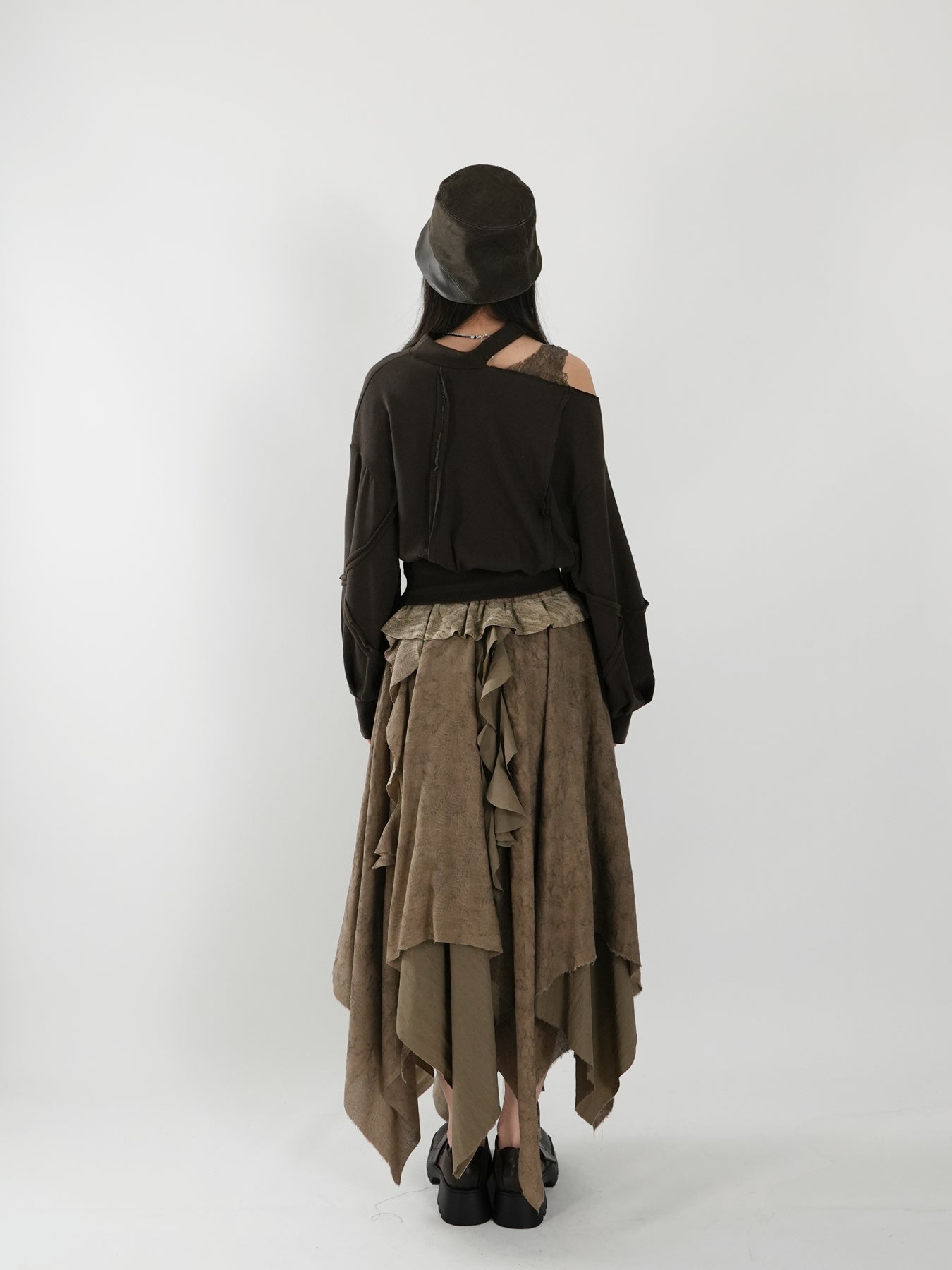 Off-the-shoulder top