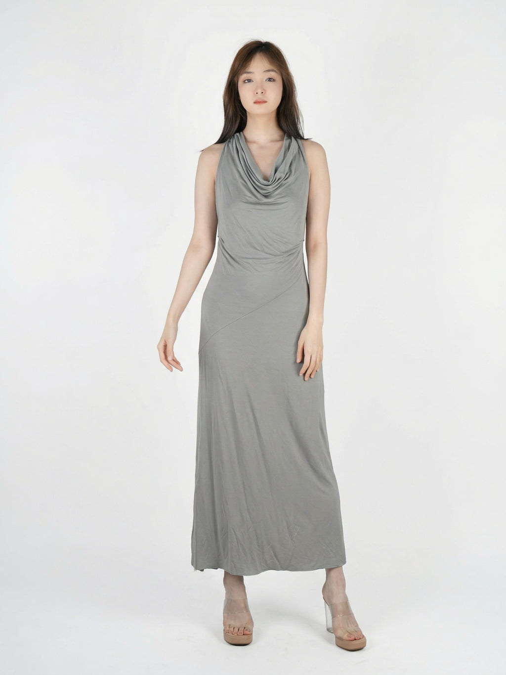 Flowywaist-cinched long dress