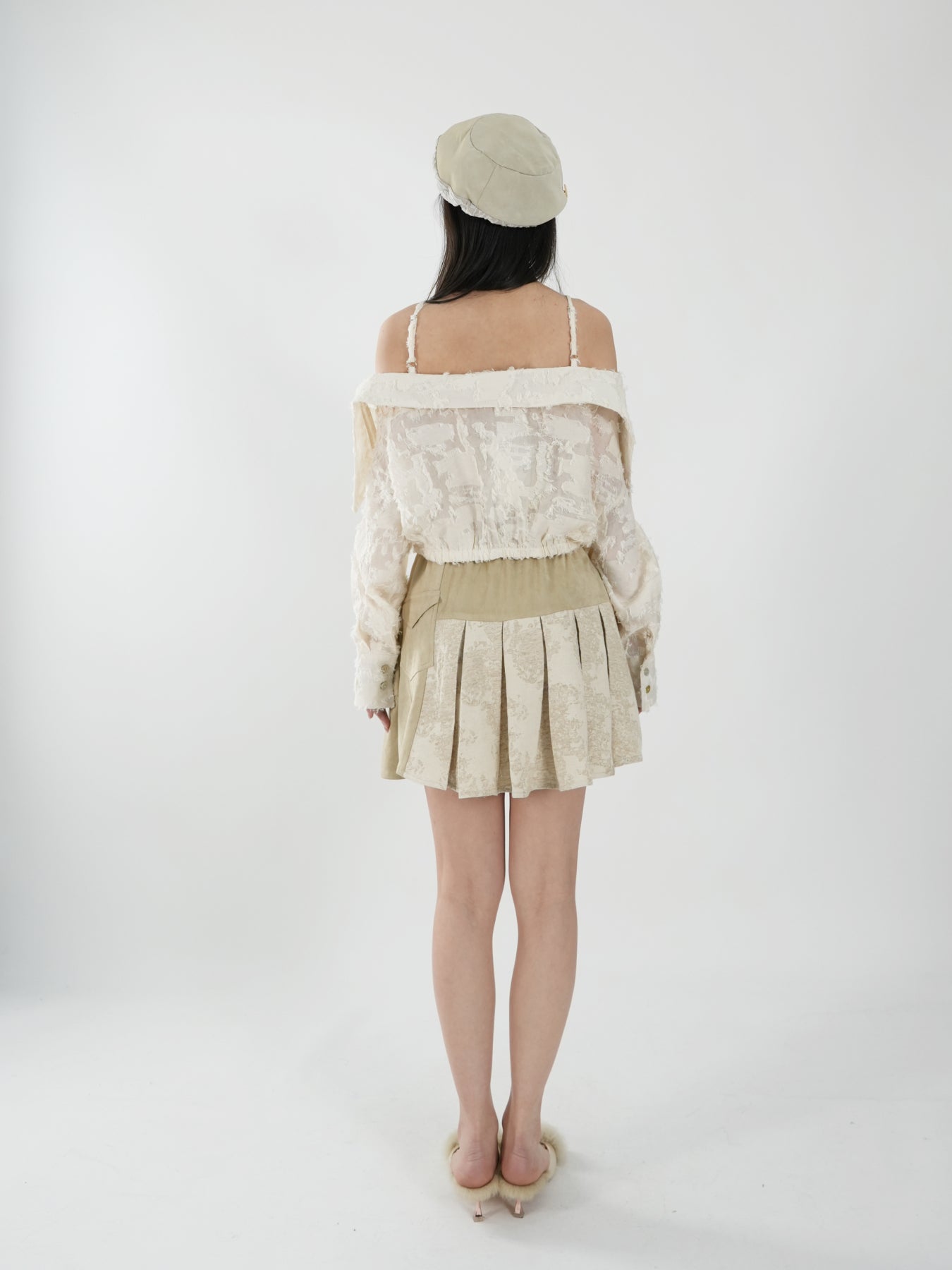Off-the-shoulder tops