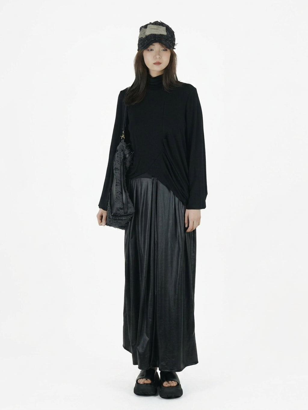 Long skirt with waist pleats