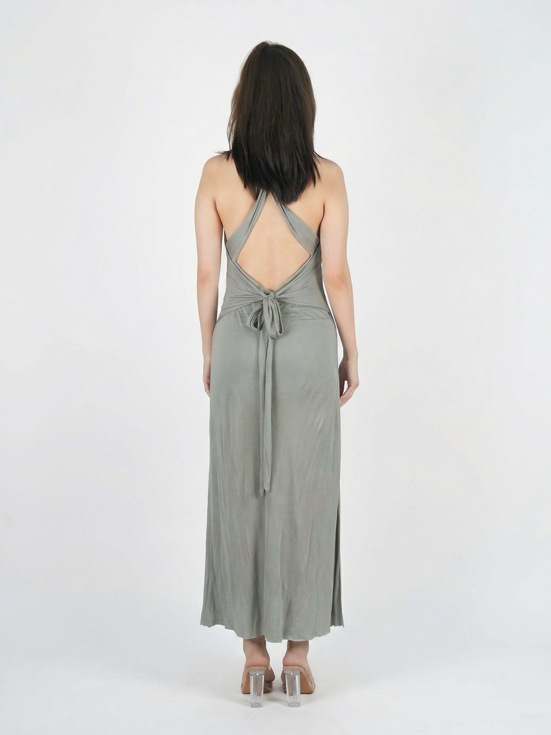 Flowywaist-cinched long dress
