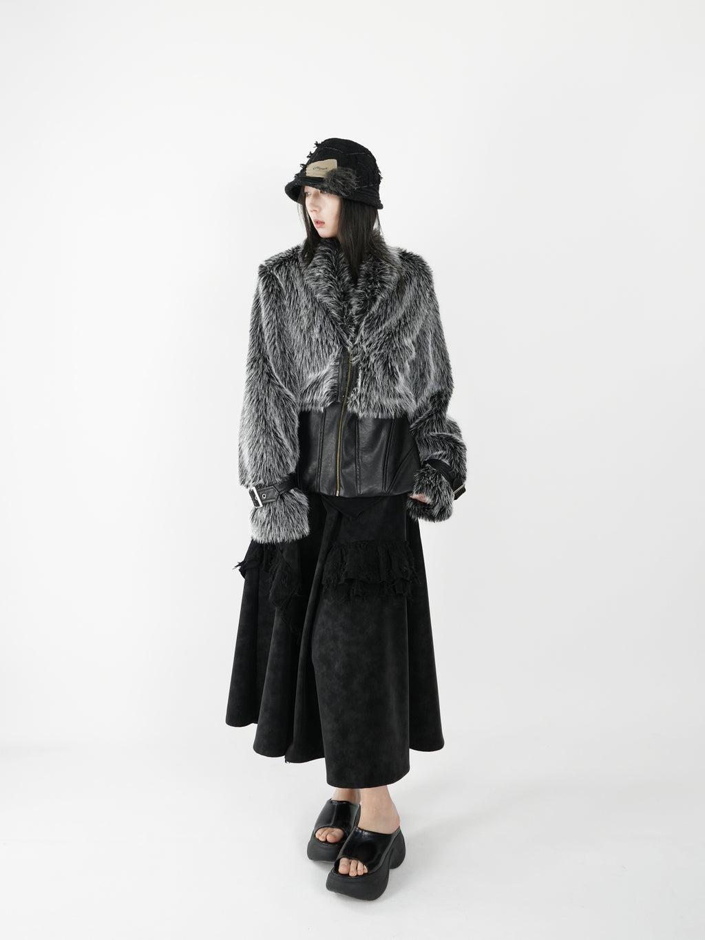 Fishbone Pattern Fur - Dark Gray