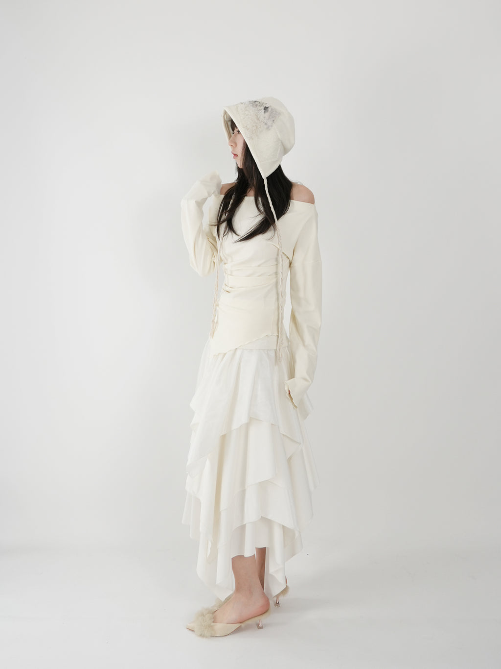 Off-the-shoulder top