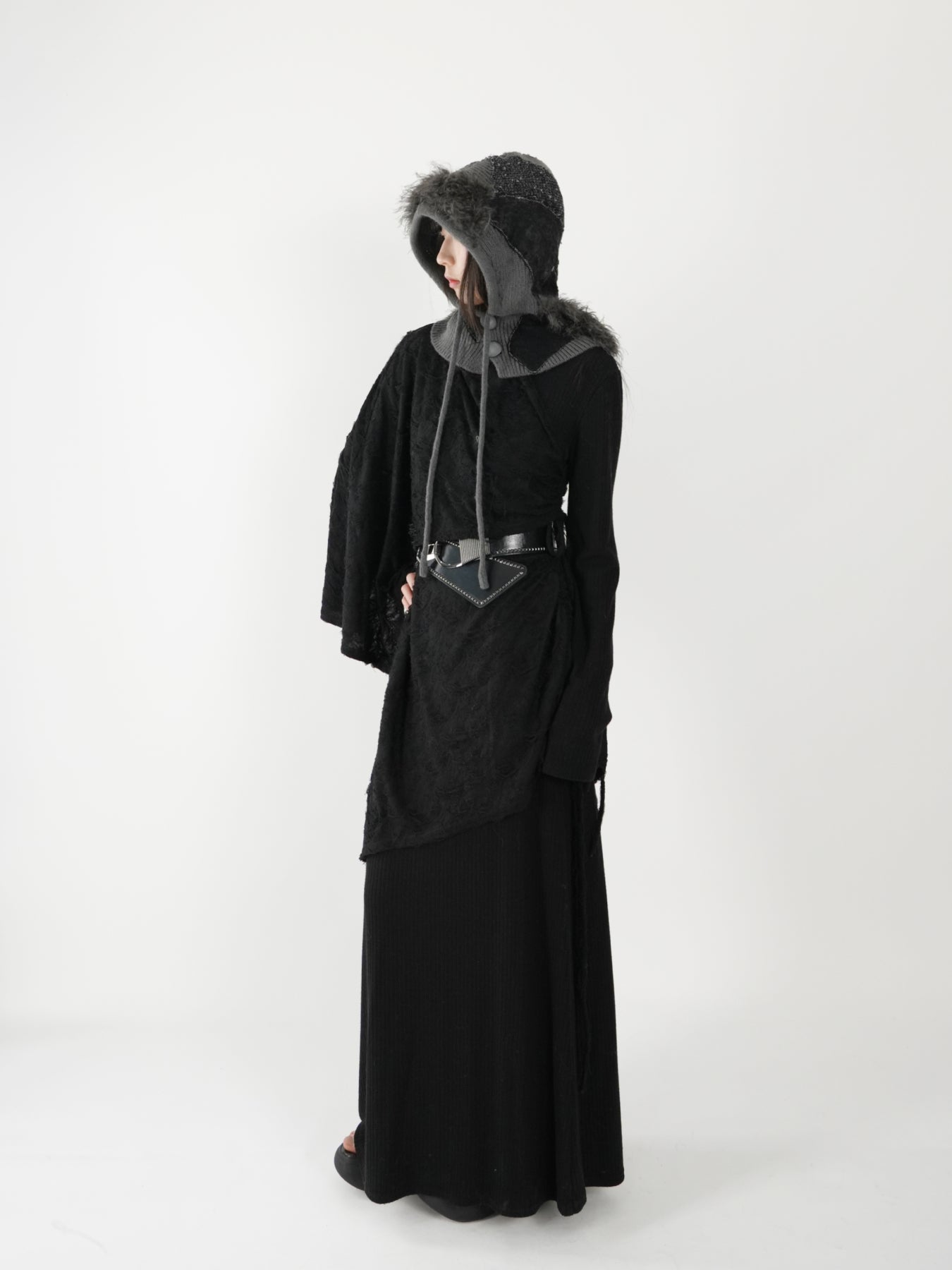 Short fishtall cardigan