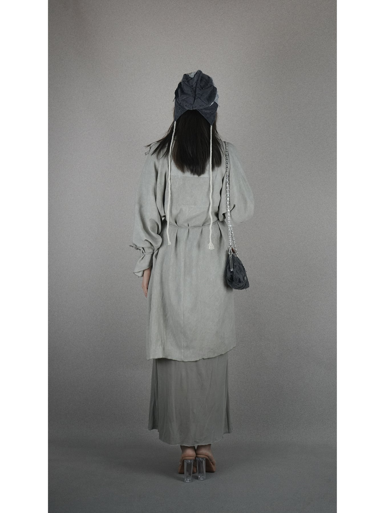 Flowywaist-cinched long dress