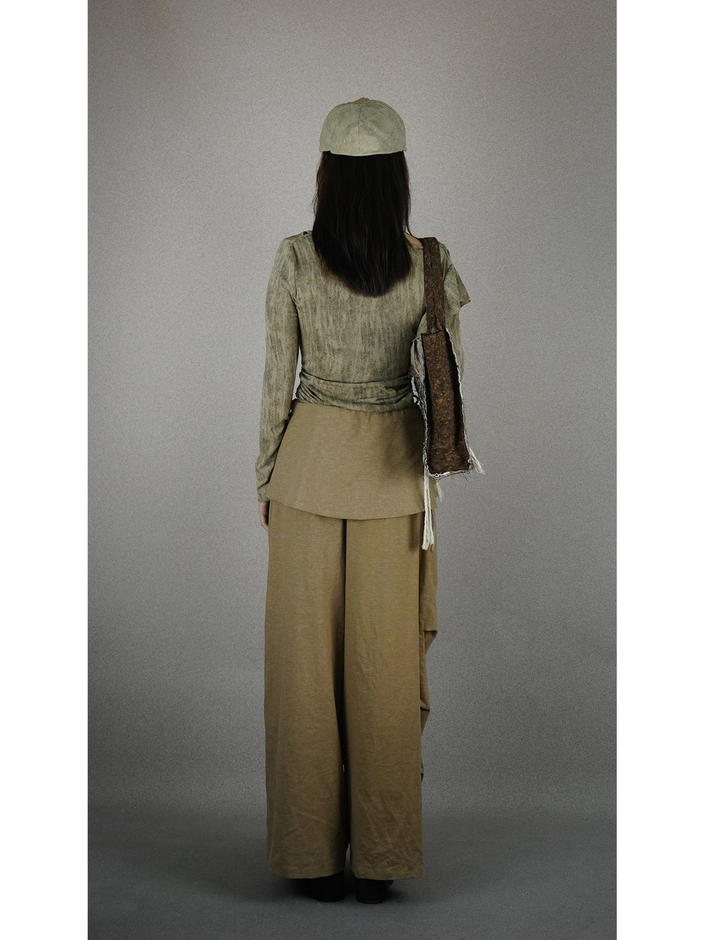 Draped-neck top with double drawstrings