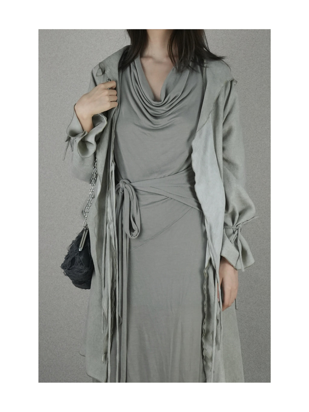 Flowywaist-cinched long dress