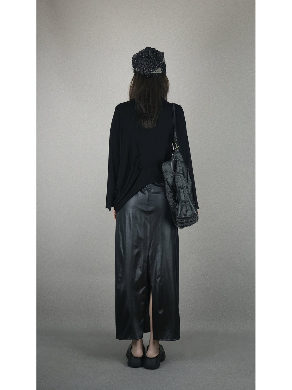 Long skirt with waist pleats