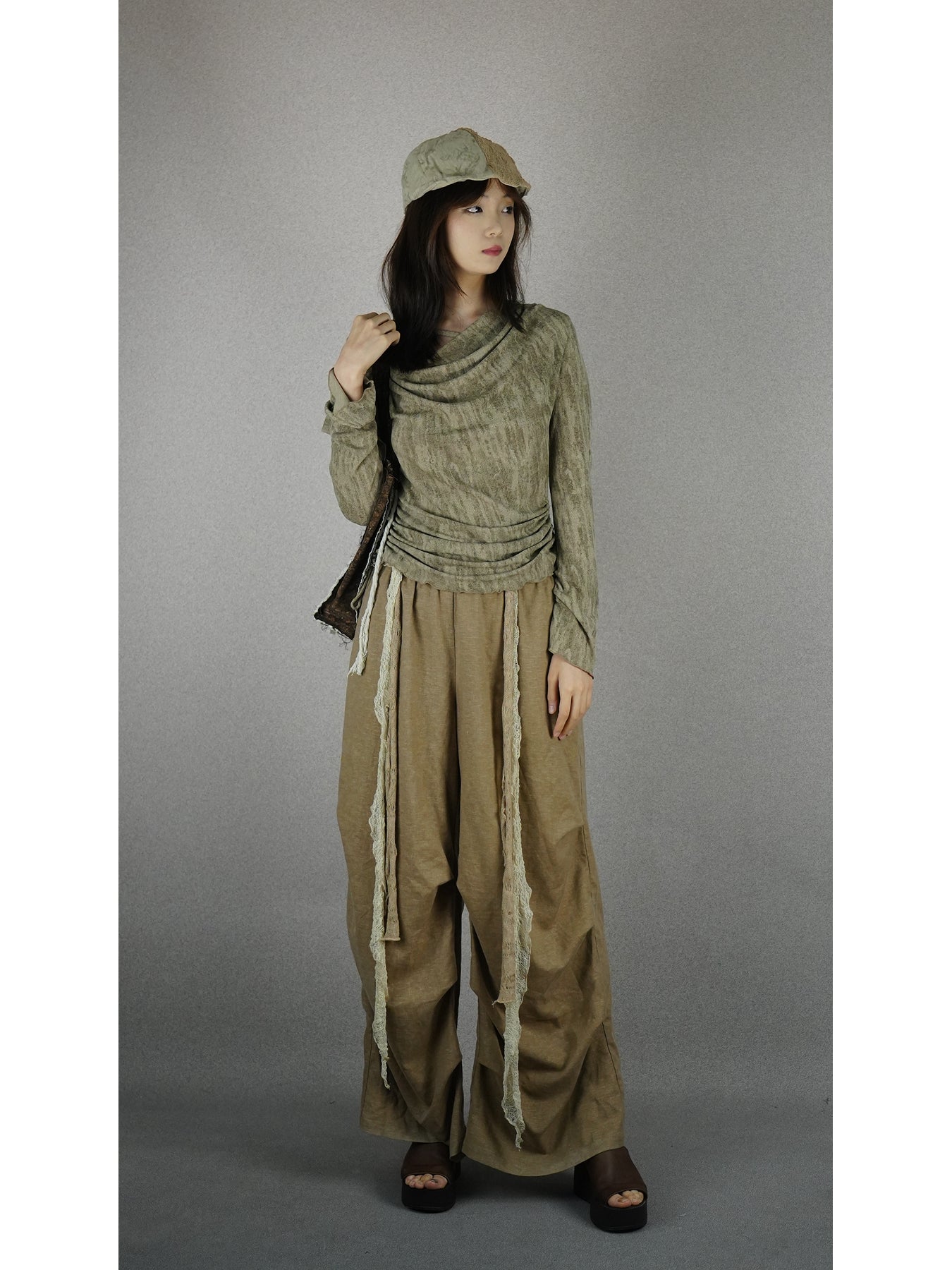 Draped-neck top with double drawstrings