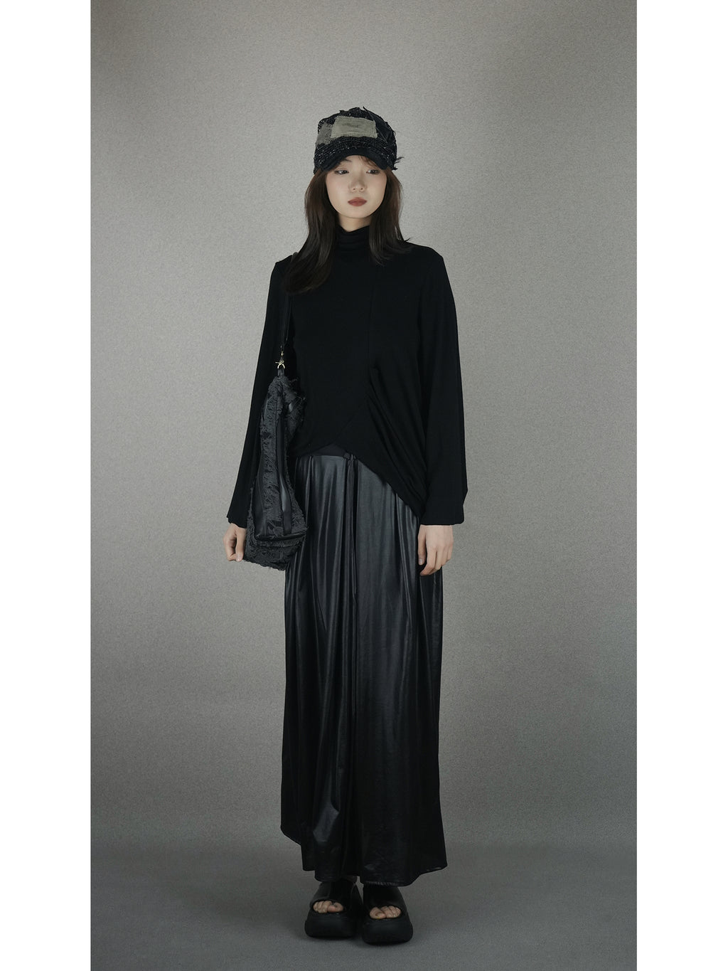 Long skirt with waist pleats