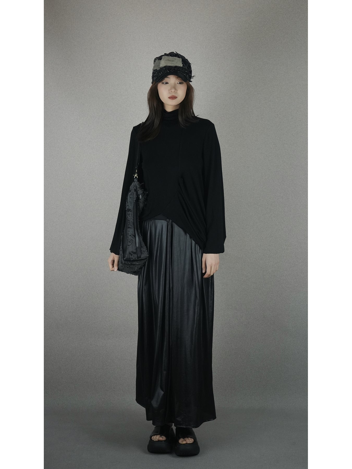 Long skirt with waist pleats