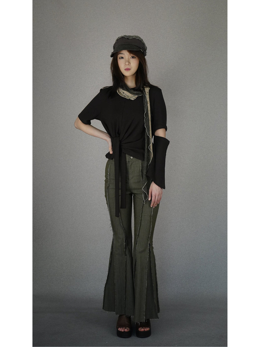 Ripped and frayed flared jeans